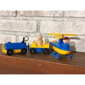 Vintage Fisher-Price Little People Play Family Jetport 5 Piece Set